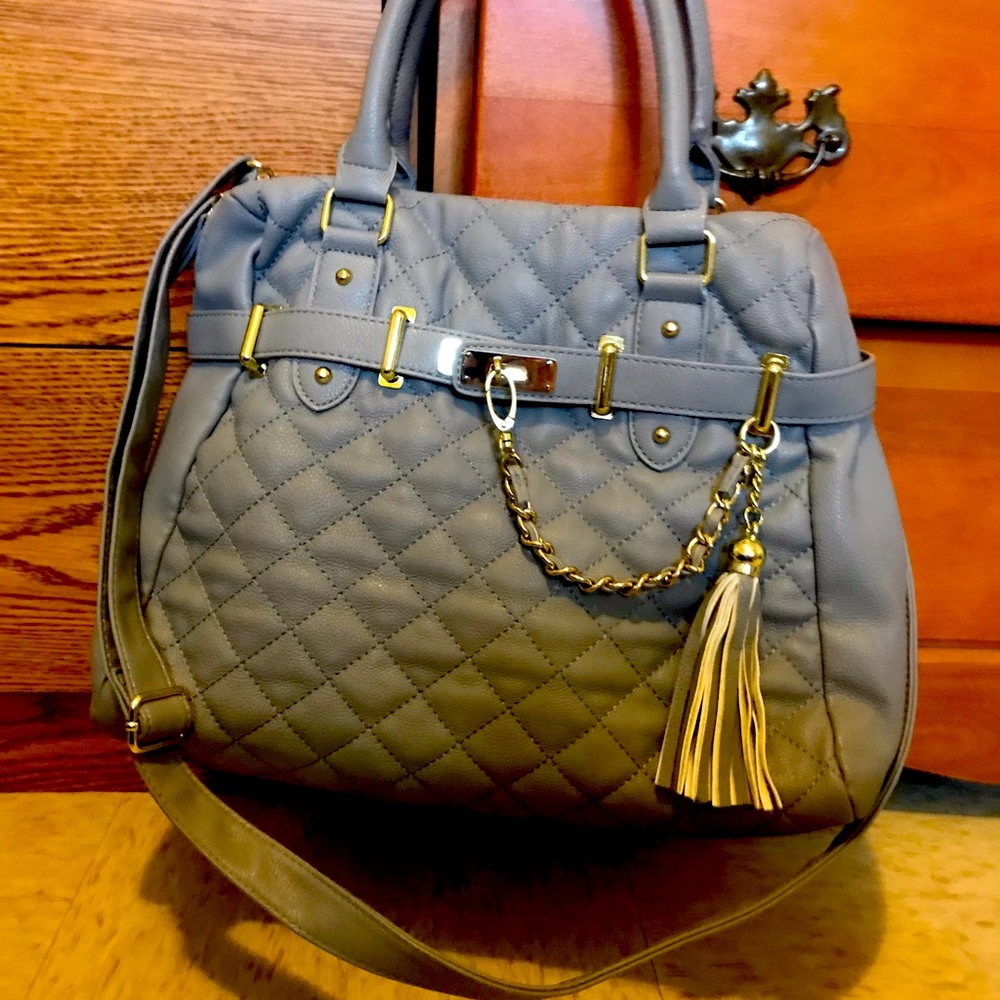 Shoulder purse